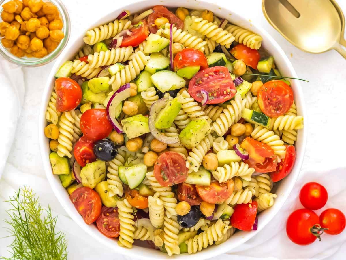 Avocado salad with pasta.