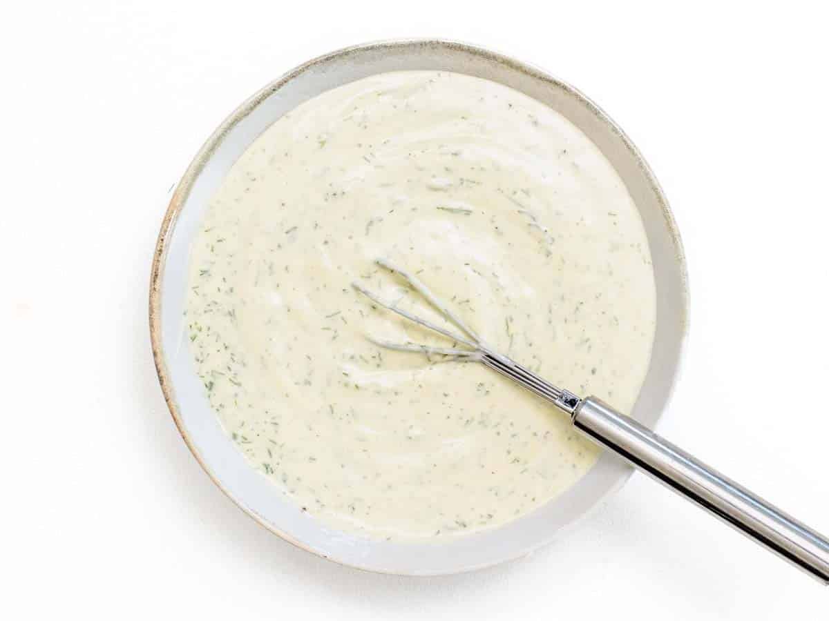 Mayonnaise and dill dressing