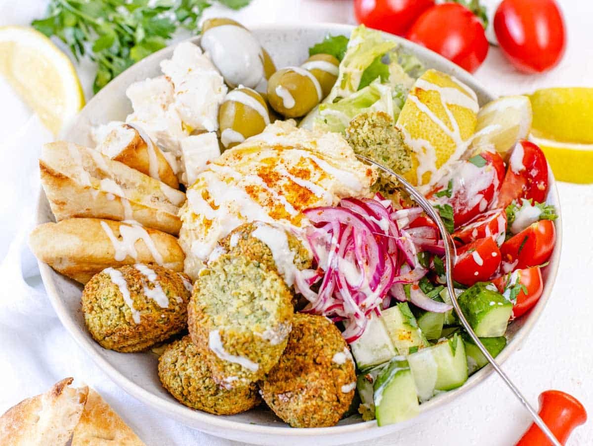 Mediterranean bowl with tahini sauce