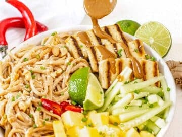 Sesame noodles with extra peanut sauce