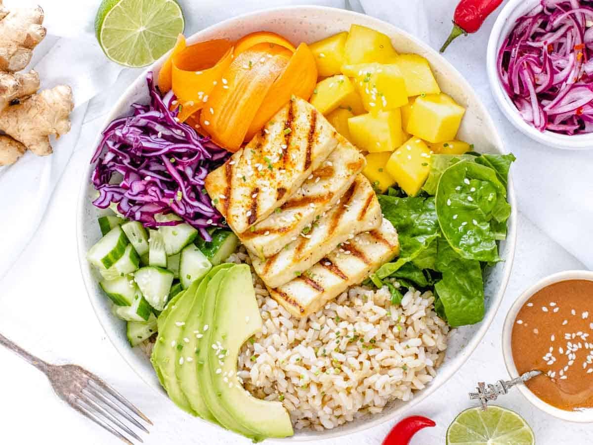 Buddha bowl with brown rice and mango