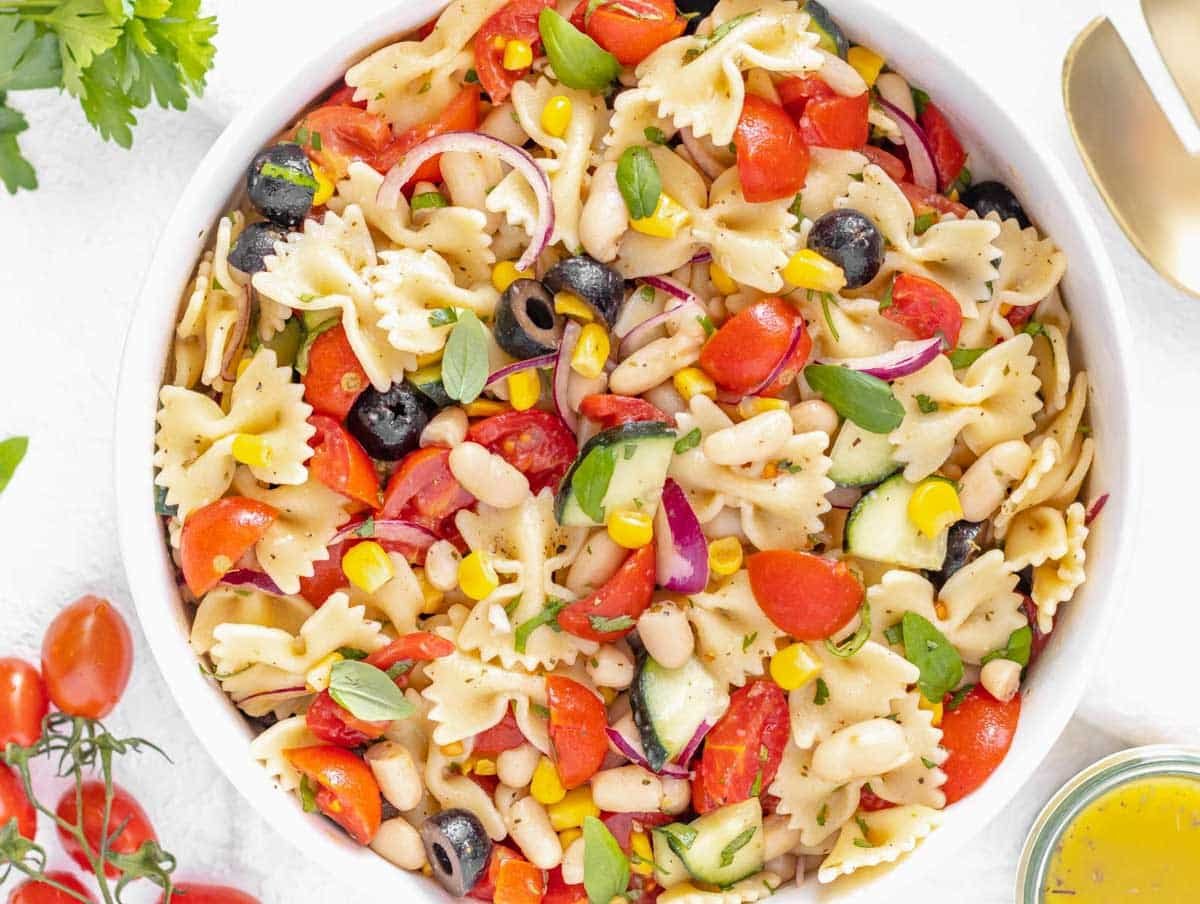 Vegan pasta salad with beans