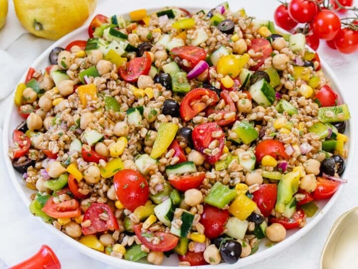 Fresh Chickpea Salad Recipe with Mustard Dressing in 15 Minutes - The ...