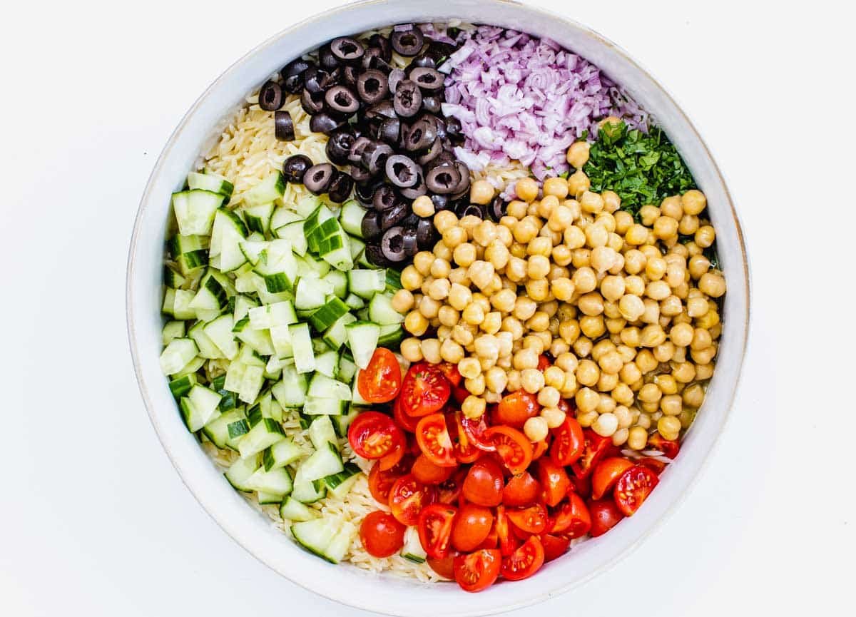 Orzo salad with veggies