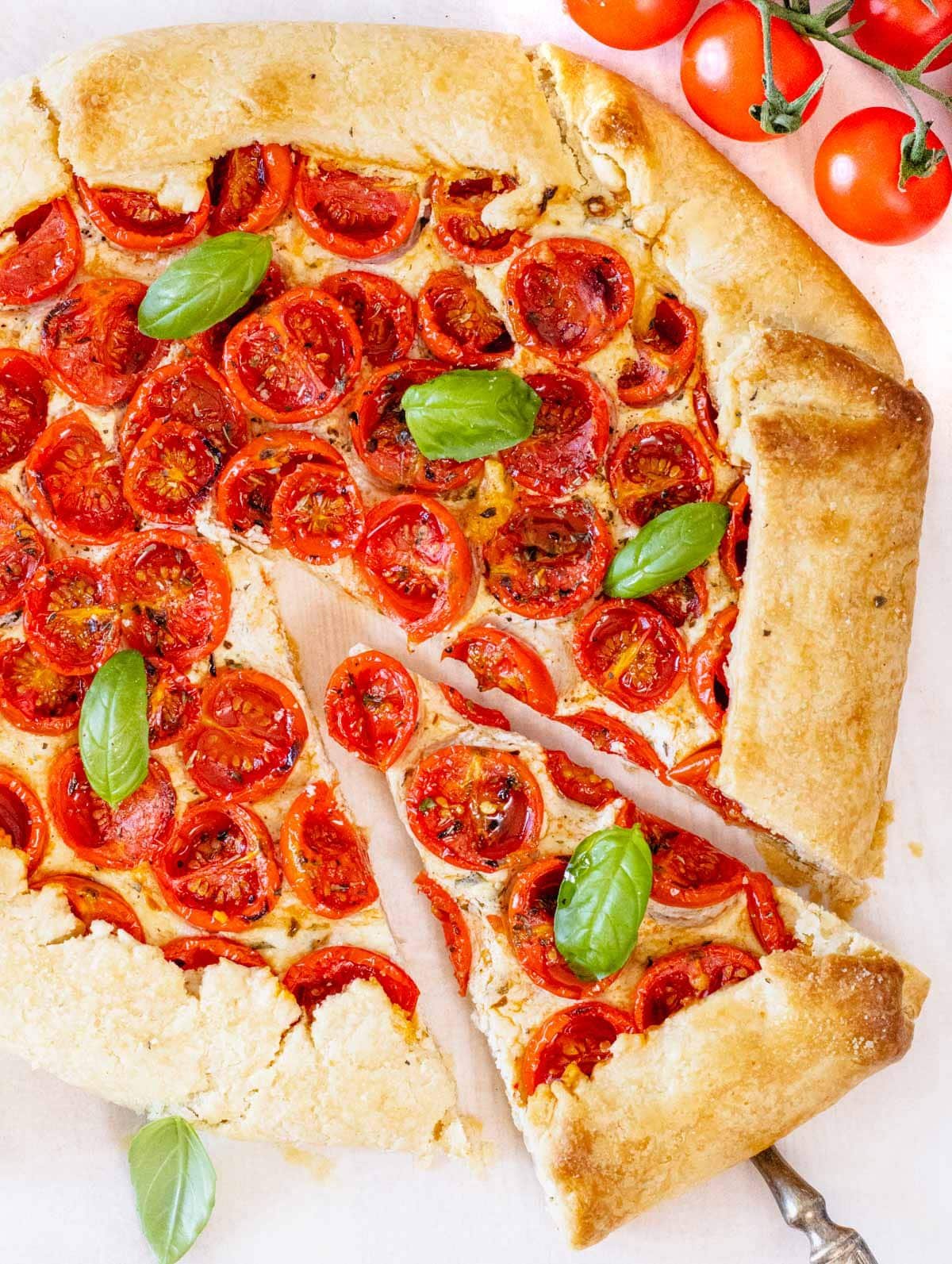 Tomato galette with fresh basil