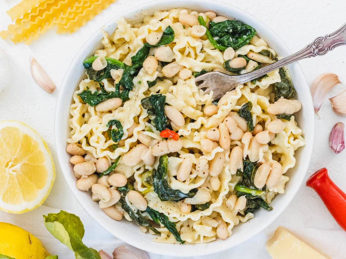 lemon pasta with white beans and spinach