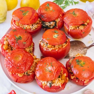 Stuffed tomatoes with parsley