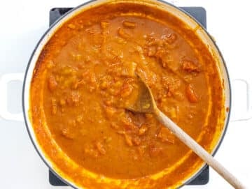 vegan curry with bell pepper