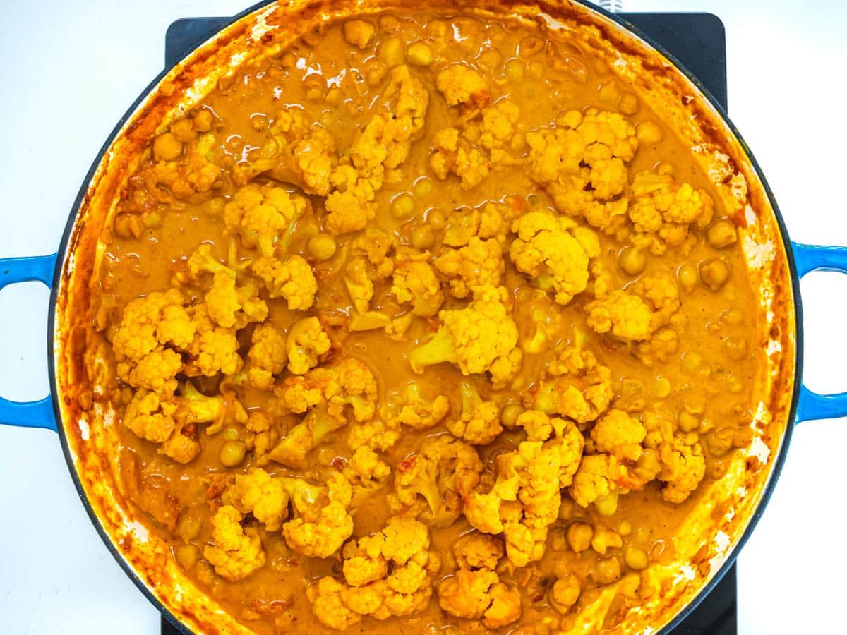 Cauliflower Curry in a blue skillet
