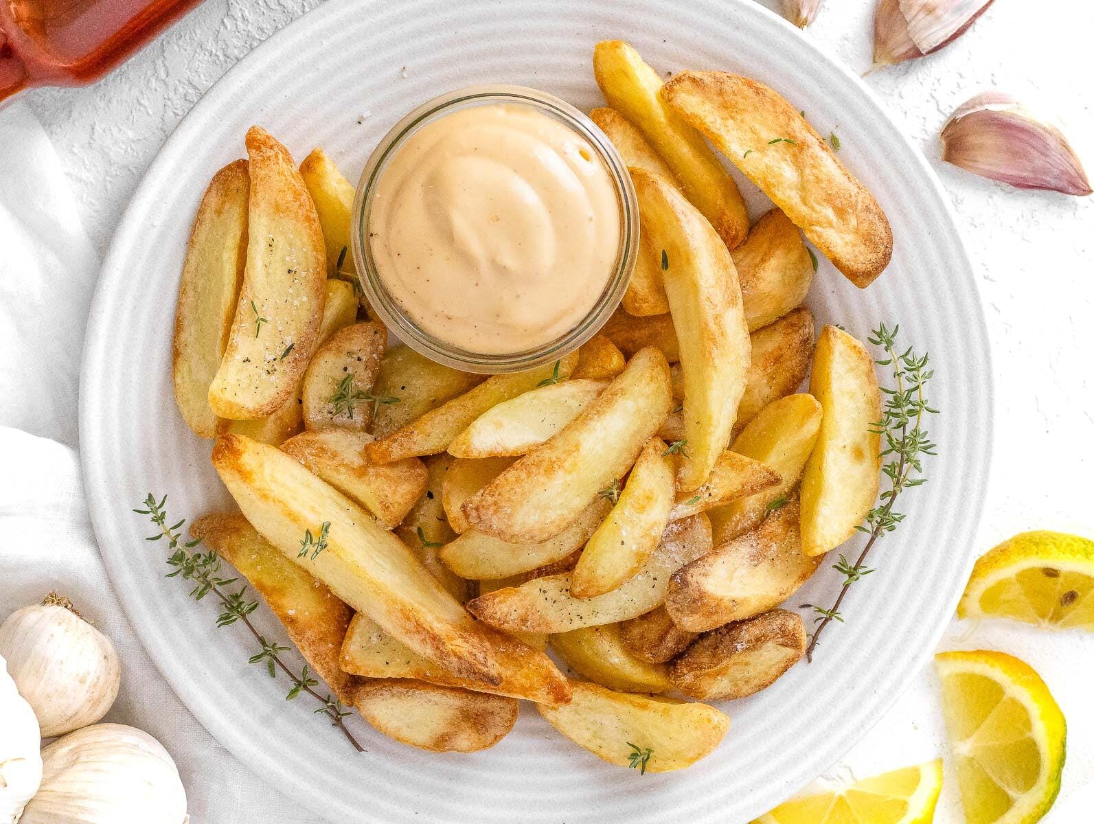 air fried potatoes with chipotle sauce