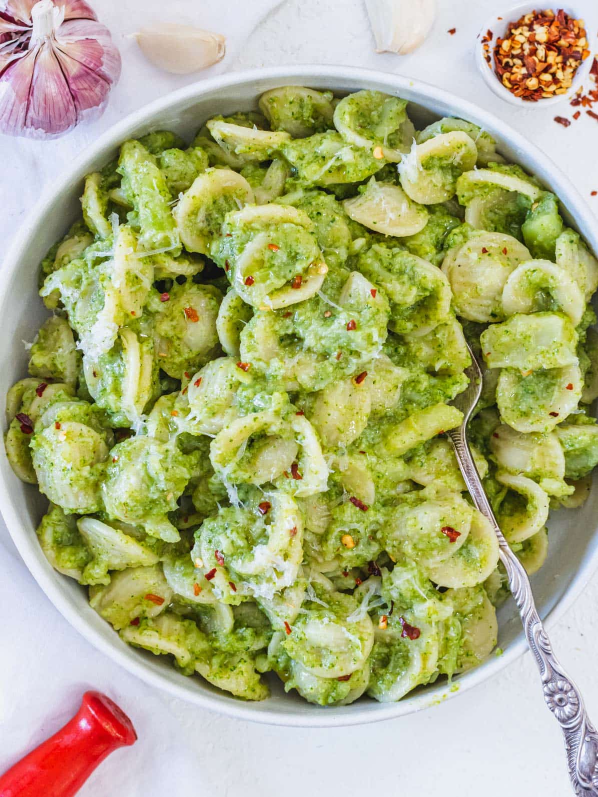 broccoli pasta in a bowl