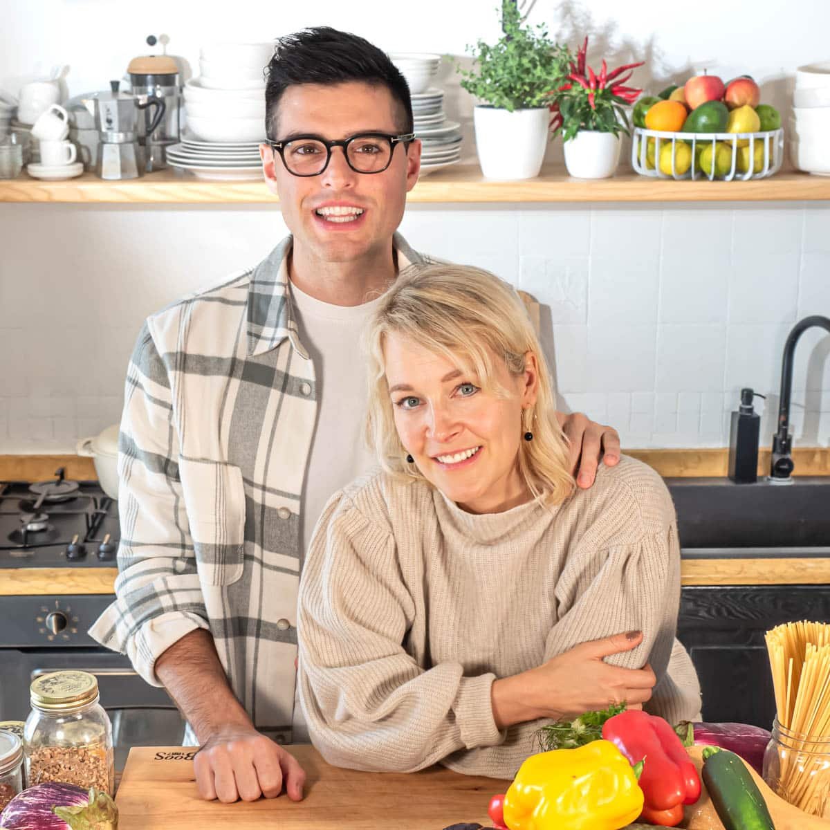 Nico and Louise in The Plant Based School kitchen
