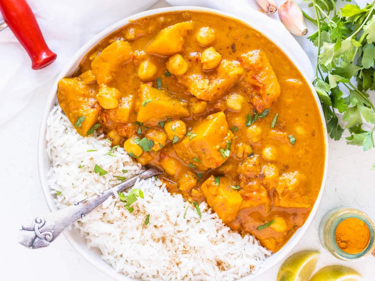 pumpkin curry with chickpeas