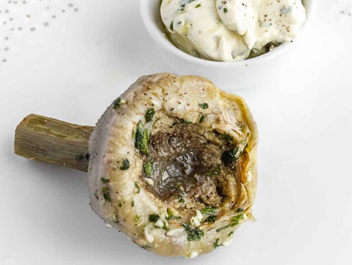 artichoke heart with vegan mayonnaise