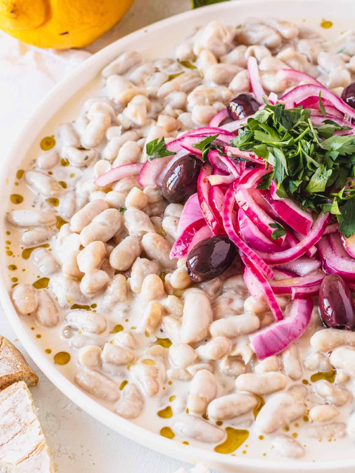 piyaz salad with white beans, red onions and olives