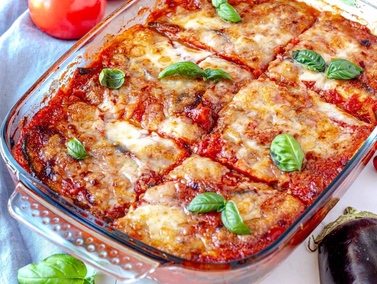 Parmigiana with eggplant in a glass casserole