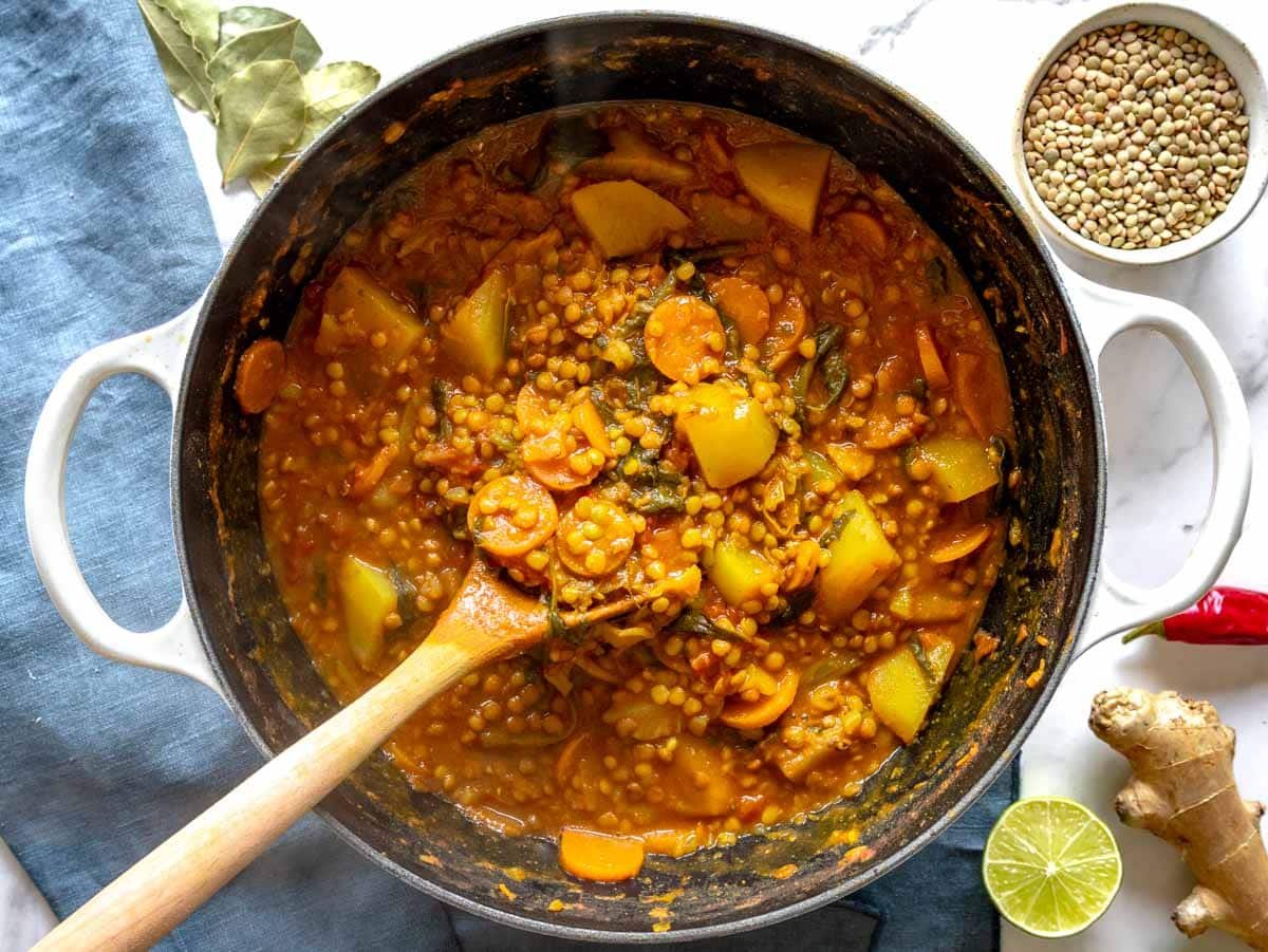 curry lentil soup in a dutch oven