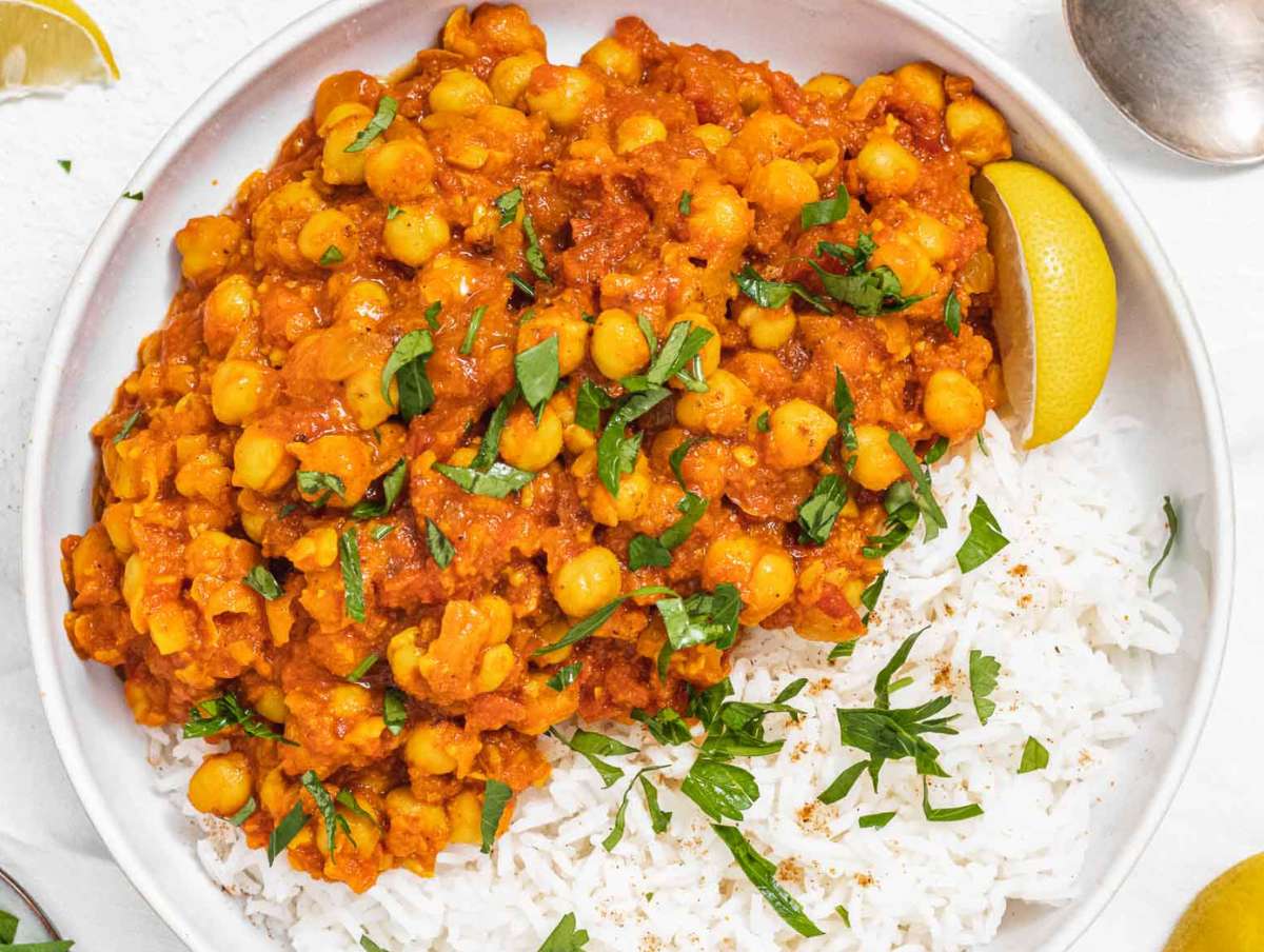 Step 4 Finished chana masala garnished with cilantro and ready to serve with rice.