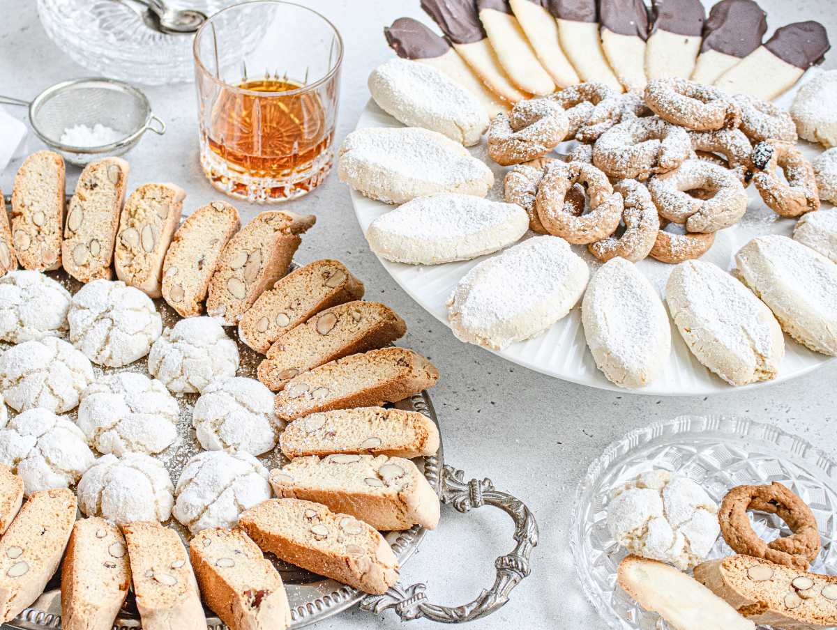 Italian cookies on trays