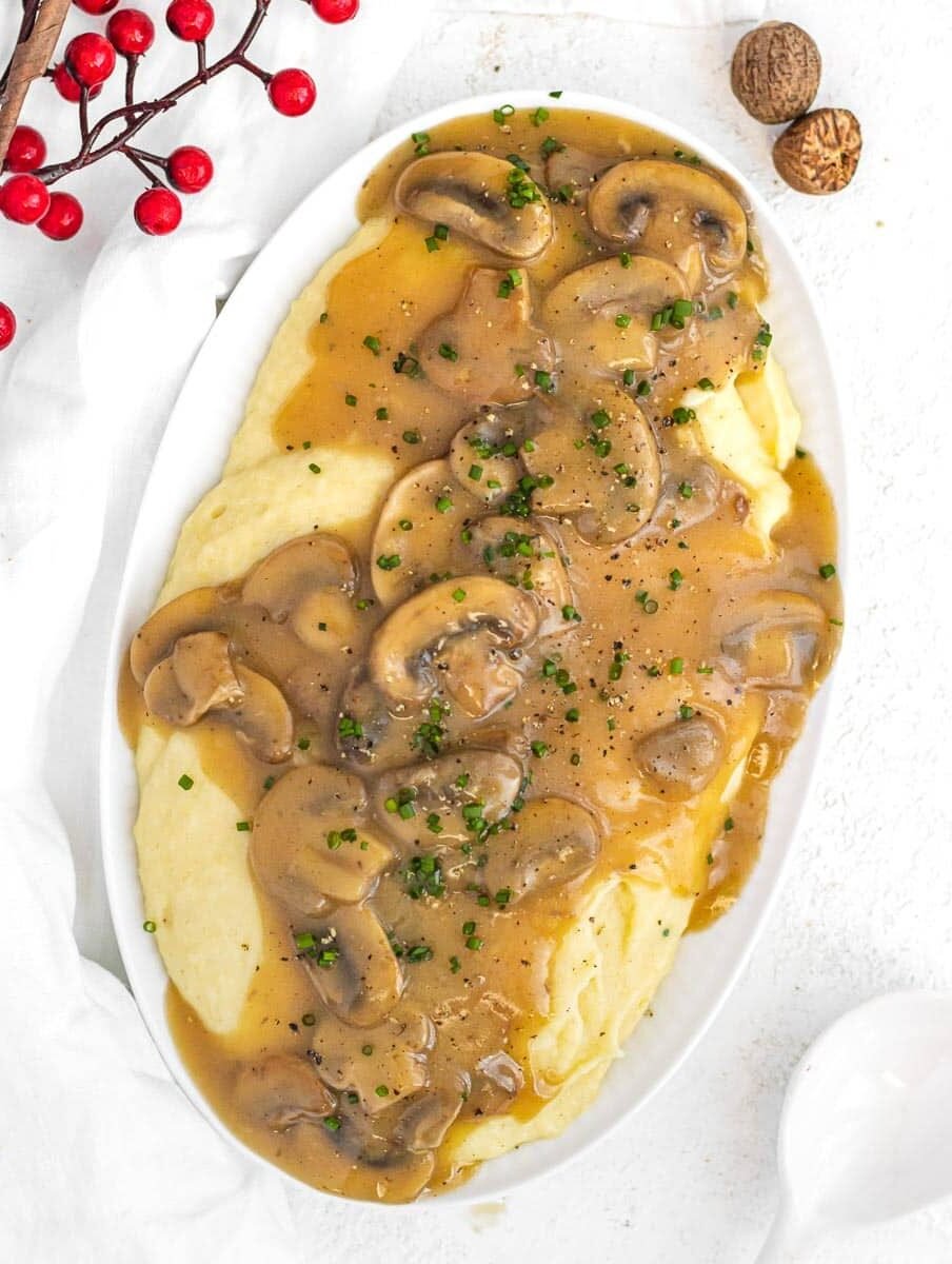 Mushroom gravy and potato mash