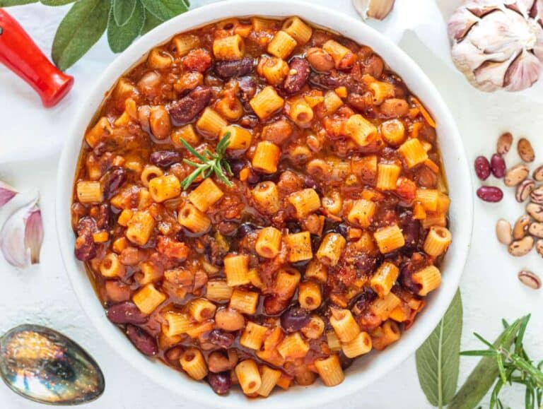 Step 4 Finished pasta e fagioli served in bowl with olive oil.