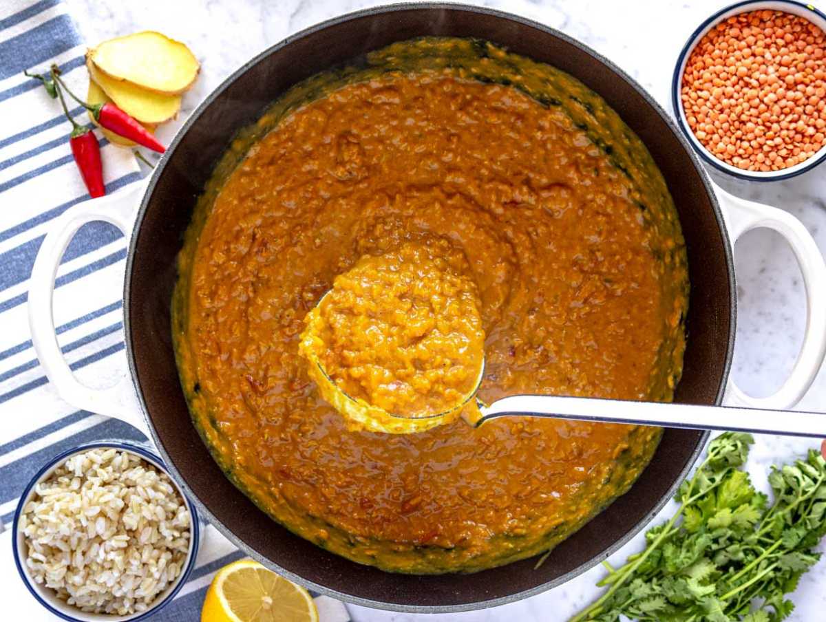 Lentil curry cooked in one pot.