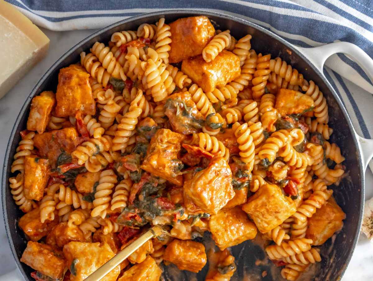 Creamy marry me tofu tofu pasta in a skillet.