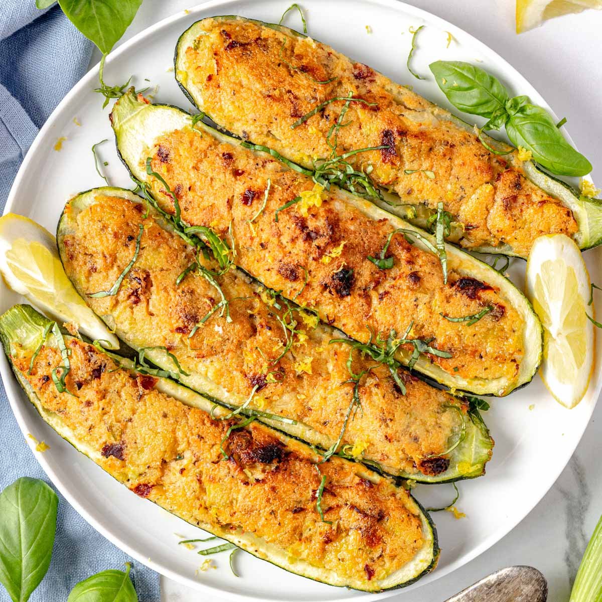 Stuffed zucchini with ricotta.