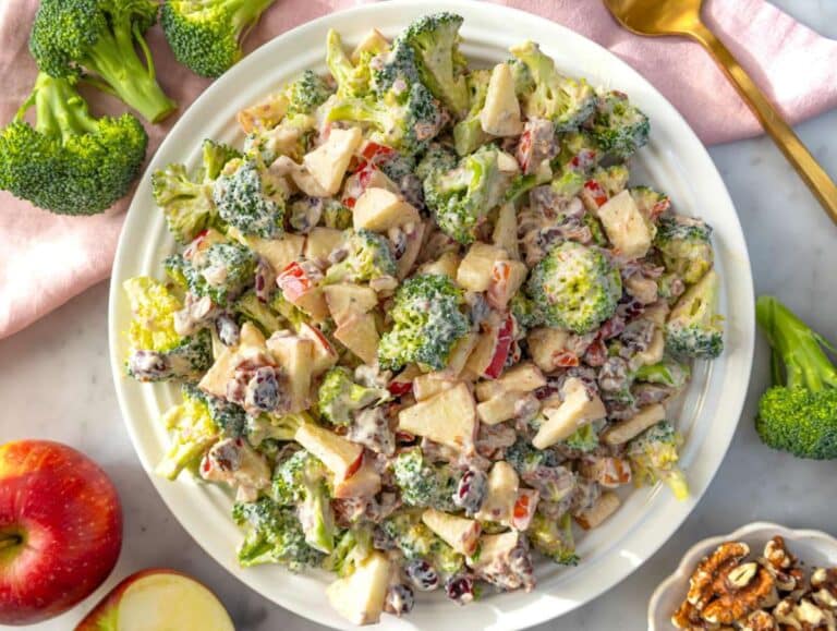 Step 4 Serving your healthy cranberry broccoli salad on a platter.