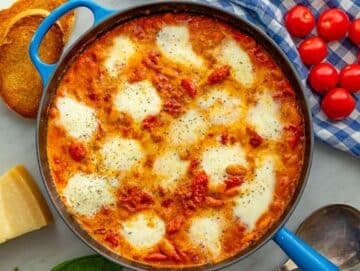 Step 4 Pizza beans with melted mozzarella and parmesan cheese in a skillet.