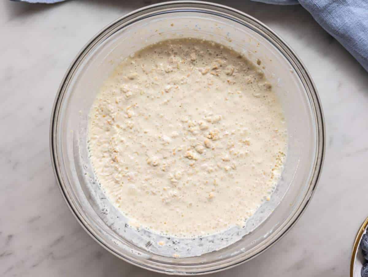 Step 2 Rolled oats stirred into the yogurt mixture until evenly combined.