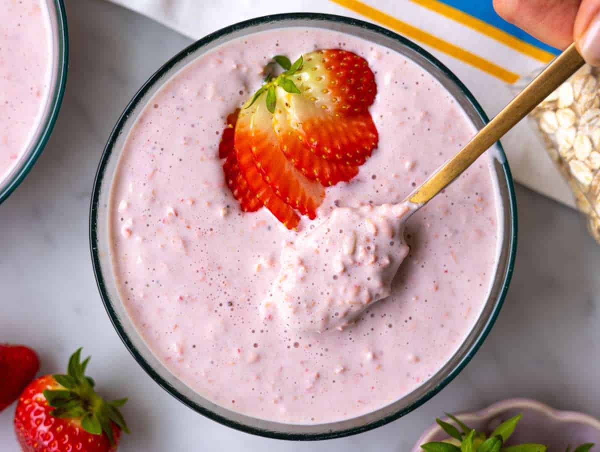 Step 3 Strawberry overnight oats served in a bowl after chilling overnight.