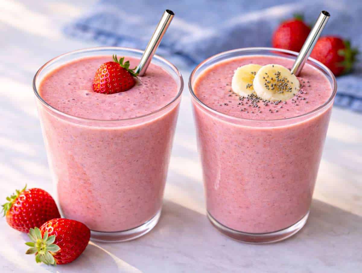 Step 2 Two glasses of creamy strawberry smoothie with greek yogurt and chia seeds.