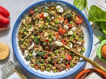 Step 5 Finished quinoa mixture with eggs gently folded and served in a bowl.