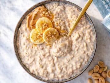 Step 4 Serving overnight oats in a bowl with peanut butter and banana.