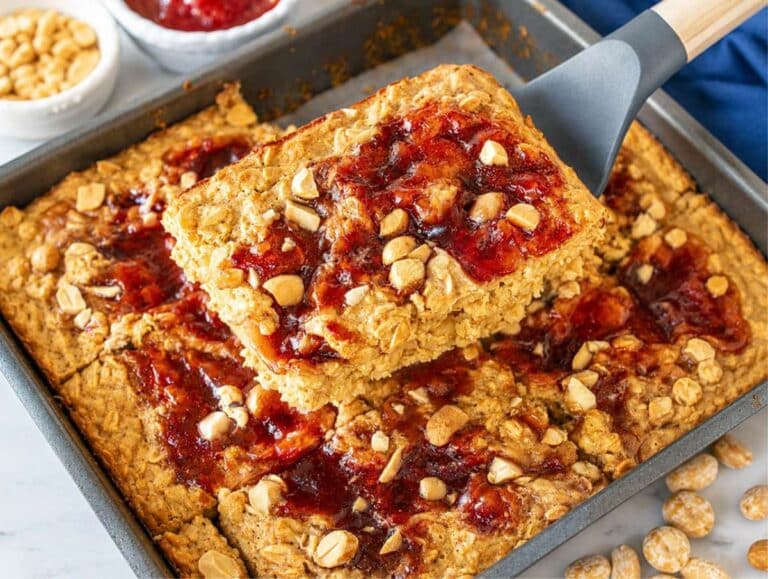 Step 4 Baked oatmeal sliced and served with a spatula.