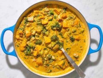 Step 3 Spinach and Greek yogurt stirred into the curry off the heat until the sauce becomes smooth.